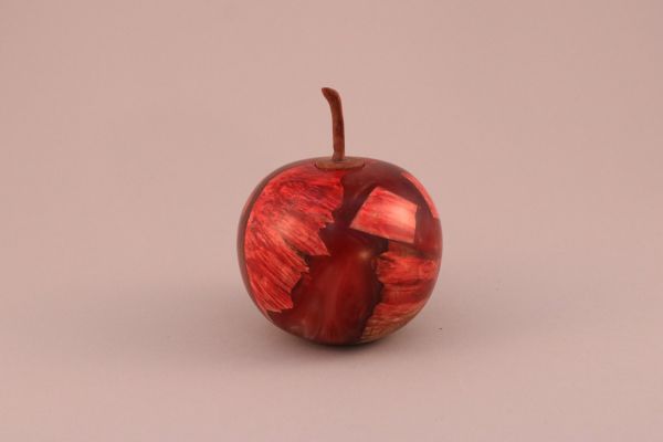 red-apple-cast-resin-and-wood-xx-10-776108609-1D79549AF-5DE0-3448-F5F7-4B9FBA7A1BF5.jpeg