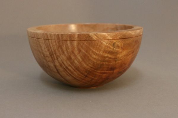 small-maple-burl-bowl-item-iv-76-461497716-806834EC6360-48EA-BEB5-E994-87947F8A28BB.jpeg